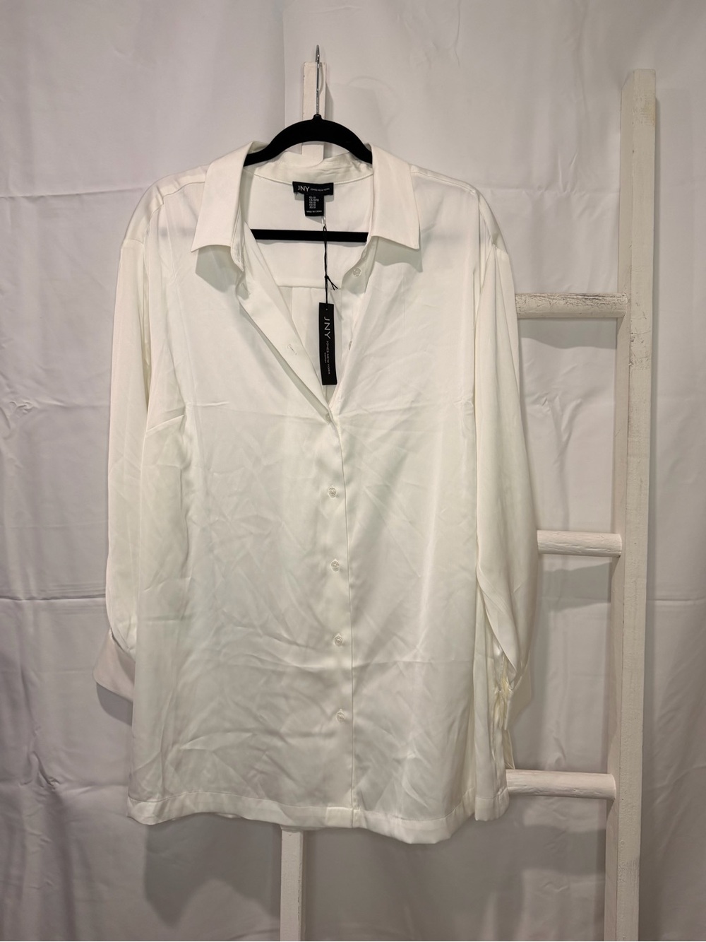 Jones New York Cream Button-Up Blouse